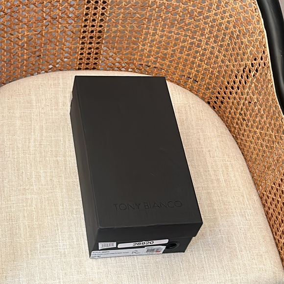 Tony Bianco MEEKE Sandals - Picture 5 of 9